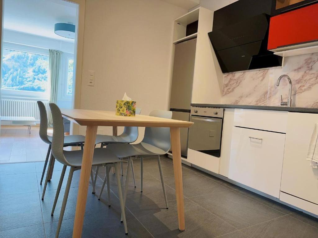 Center, Sauna, View - Haus Linaria Лойкербад Екстериор снимка